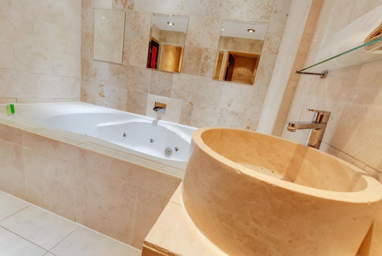 Boutique 56 Hotel Liverpool Bagian luar foto